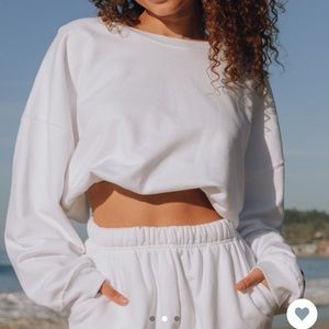 NWT White Bubble Crew | Daily Drills